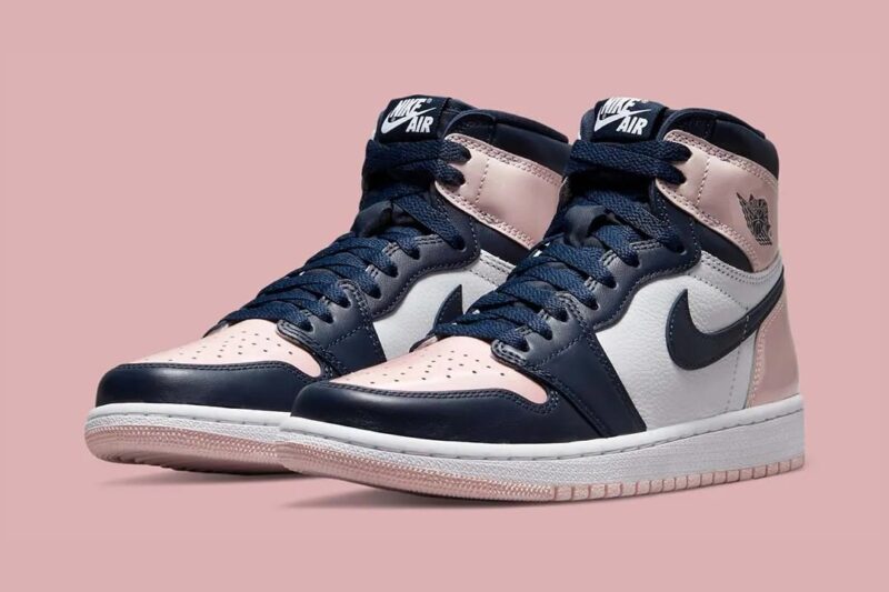 Air Jordan 1 Retro High OG Bubble Gum Atmosphere