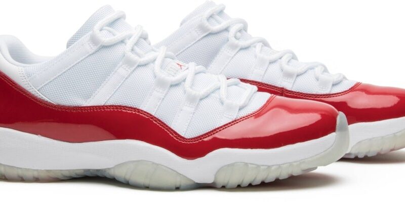 Jordan 11 Retro Cherry (2022)