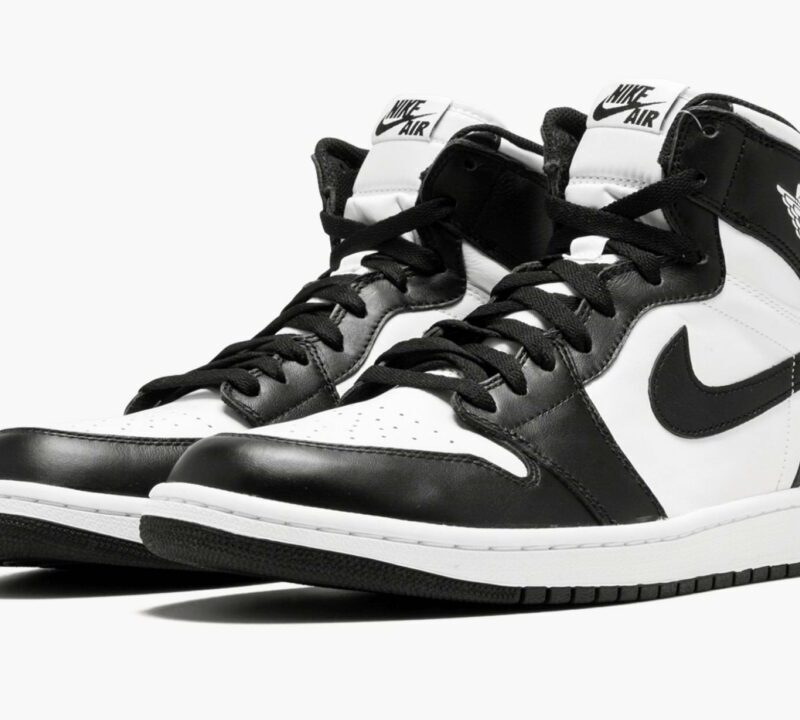 Jordan 1 Retro High OG Black White