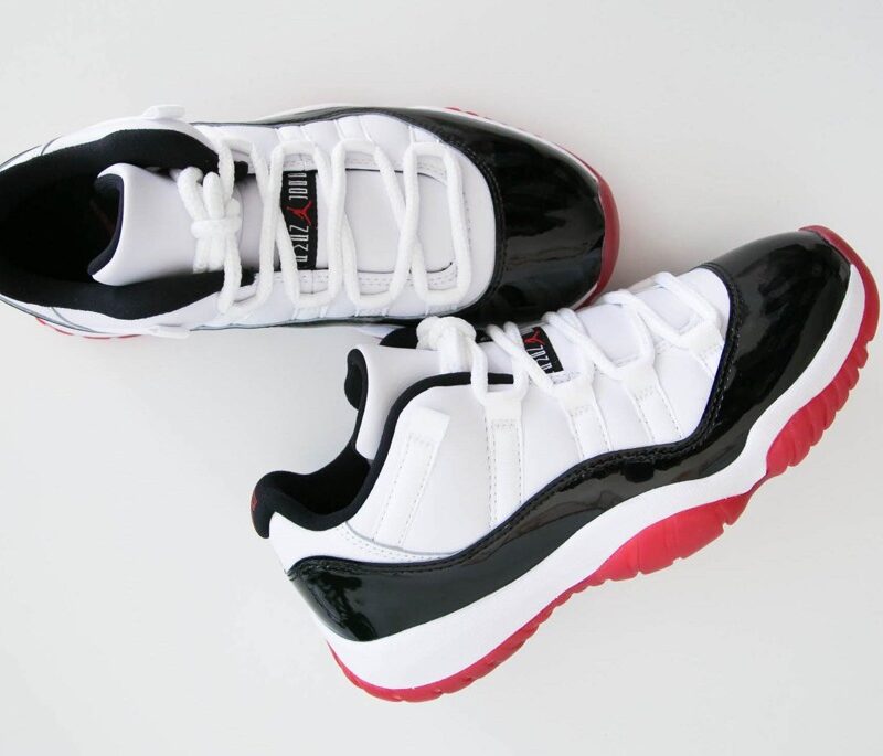 Jordan 11 Retro Low Concord Bred