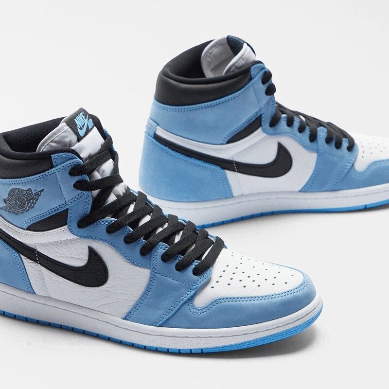 Air Jordan 1 Retro High OG University Blue