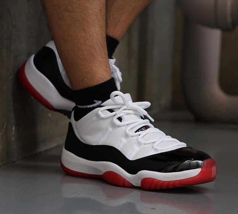 Jordan 11 Retro Low Concord Bred