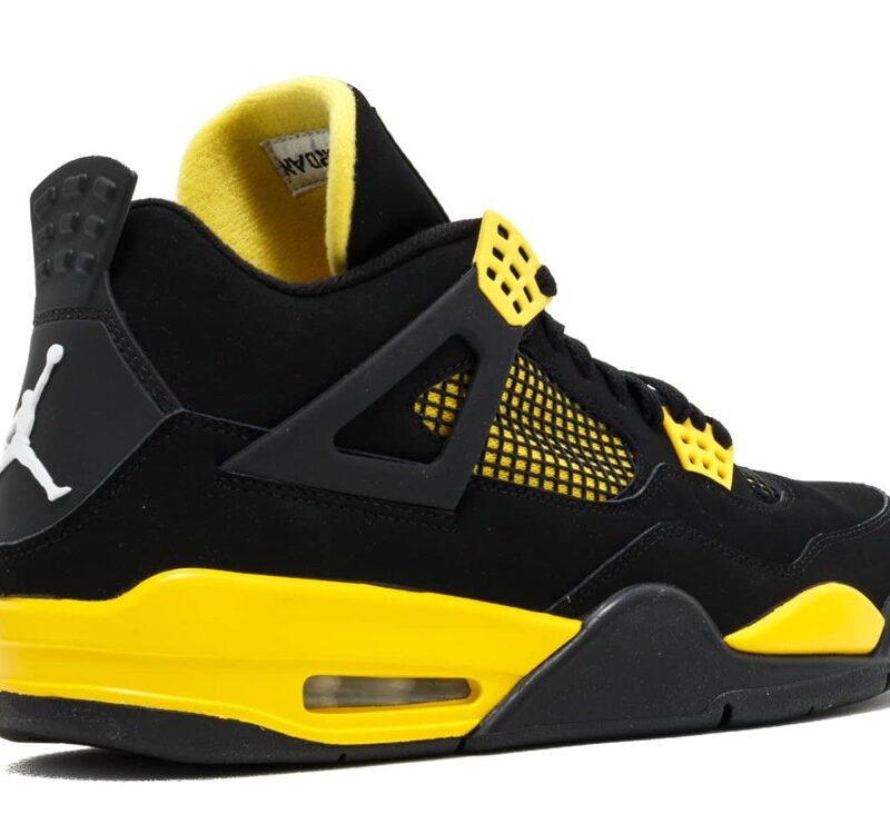 Jordan 4 Retro Thunder (2023)