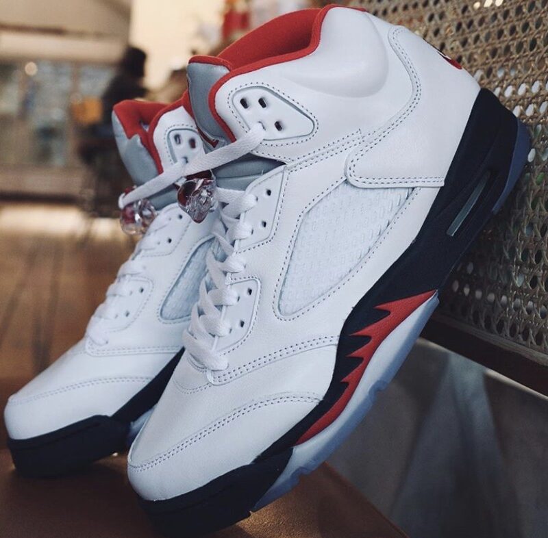 Jordan 5 Retro Fire Red Silver Tongue (2020)