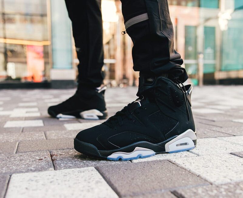 Jordan 6 Retro Chrome Metallic Silver