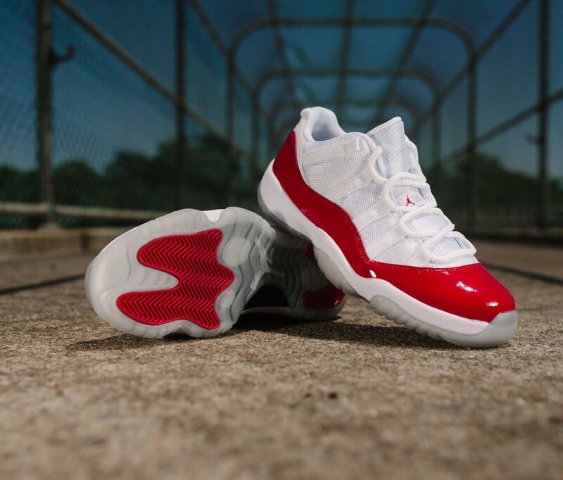 Jordan 11 Retro Cherry (2022)