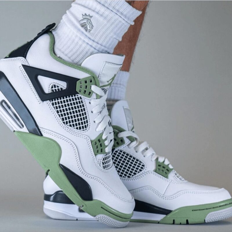 Jordan 4 Retro Seafoam (Women's)