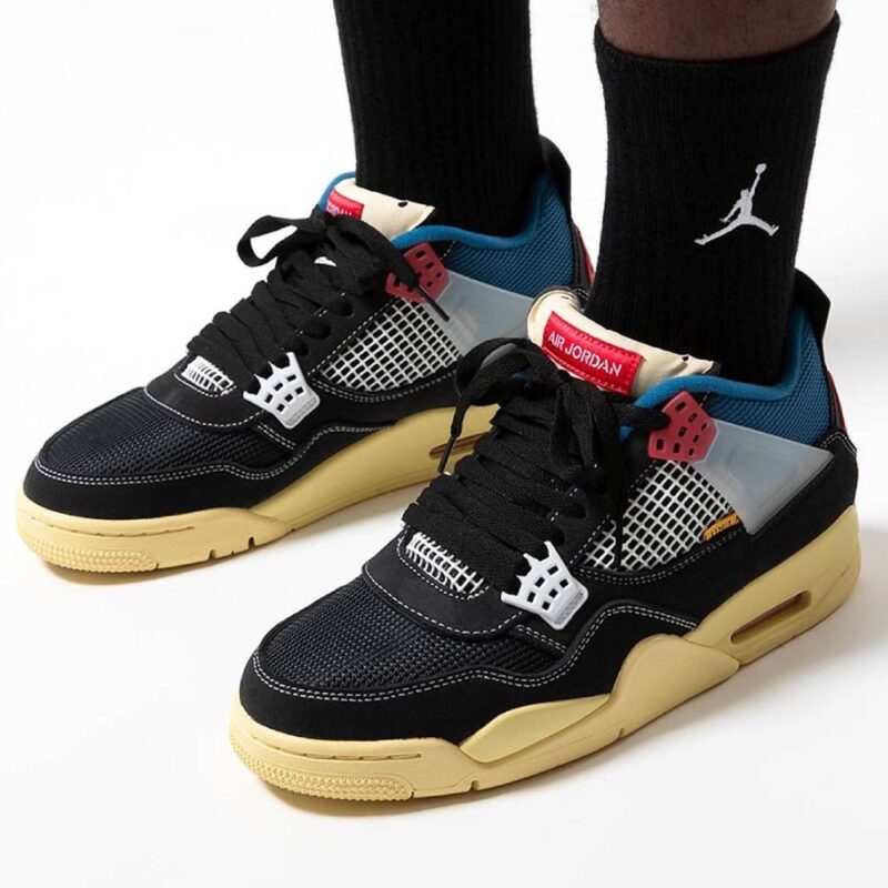 Air Jordan 4 Retro Union Off Noir