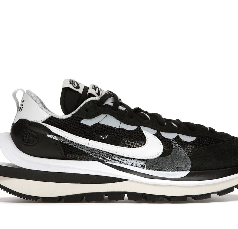 Nike Vaporwaffle sacai Black White