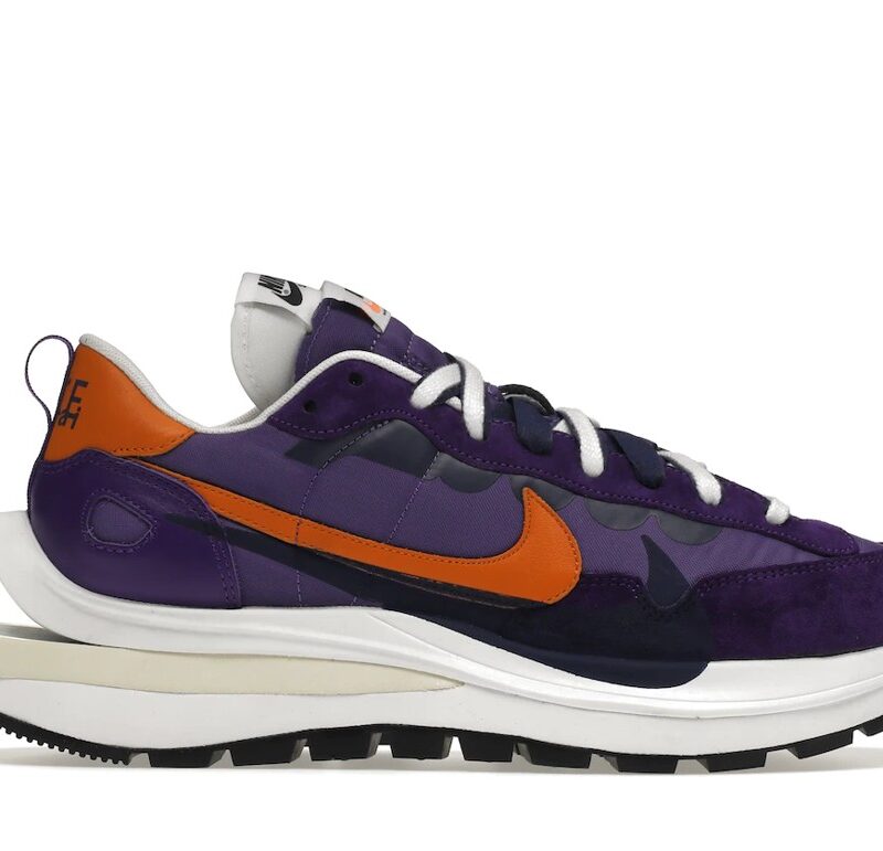 Nike Vaporwaffle sacai Dark Iris