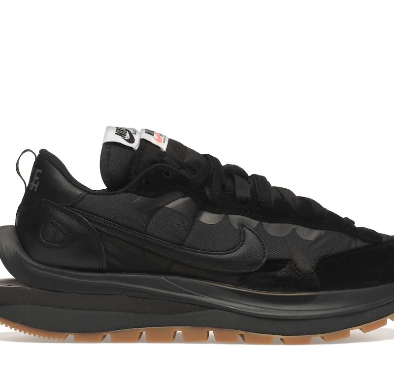 Nike Vaporwaffle sacai Black Gum