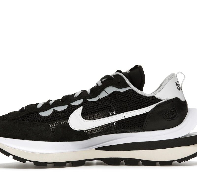 Nike Vaporwaffle sacai Black White