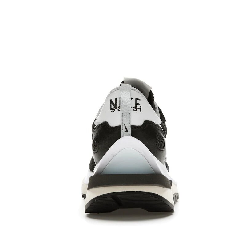 Nike Vaporwaffle sacai Black White