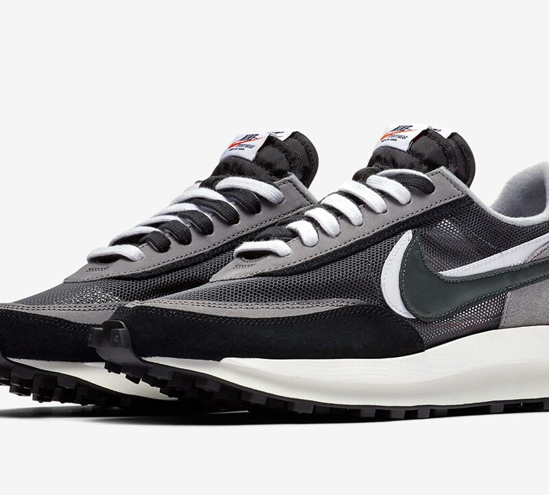 Nike LDWaffle x Sacai Black