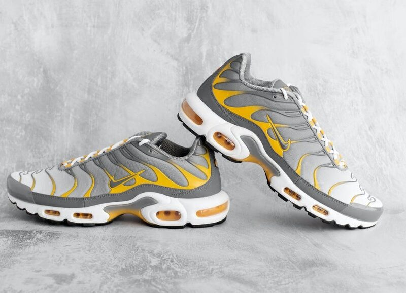 Nike Air Max Plus Particle Grey Dark Sulphur